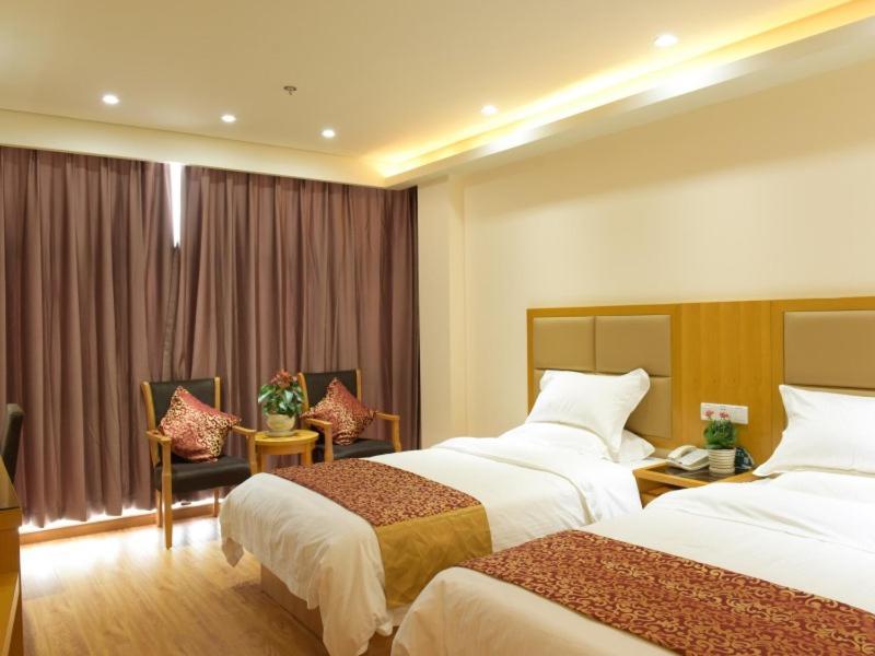 Greentree Inn Anhui Wuhu Sanshan Development District Express Hotel Bagian luar foto