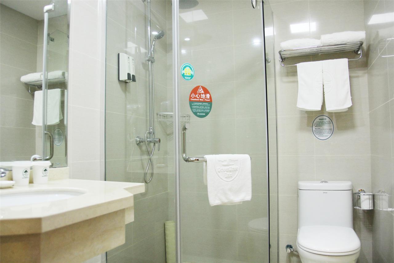 Greentree Inn Anhui Wuhu Sanshan Development District Express Hotel Bagian luar foto
